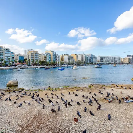 Lovely Waterfront With Stunning Views In By 360 Estates * Gzira