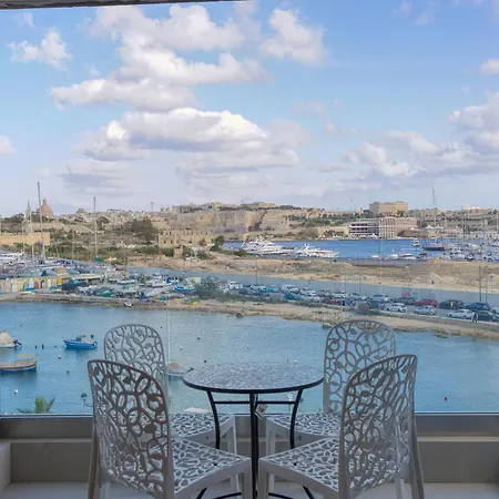 Lovely Waterfront With Stunning Views In By 360 Estates