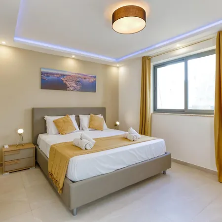 Lovely Waterfront With Stunning Views In By 360 Estates